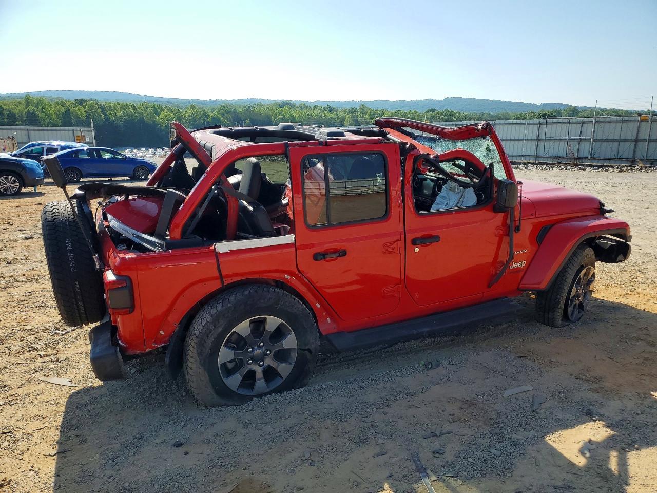 2018 JEEP WRANGLER UNLIMITED SAHARA photo 3