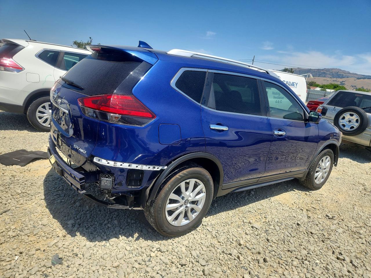 2017 NISSAN ROGUE photo 7