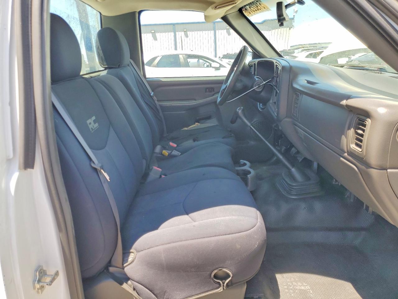 2006 CHEVROLET SILVERADO C1500 photo 10