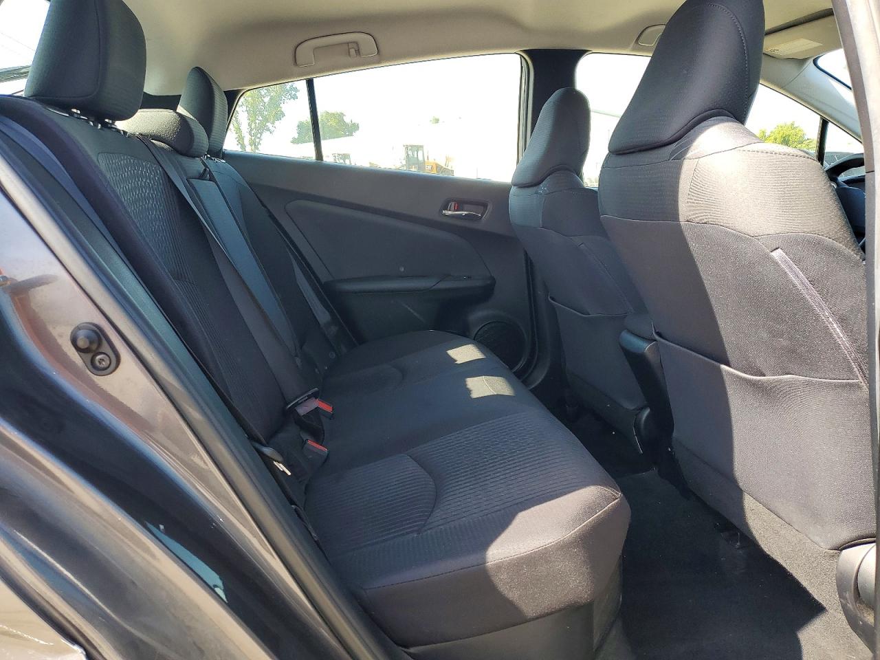 2016 TOYOTA PRIUS TWO photo 28