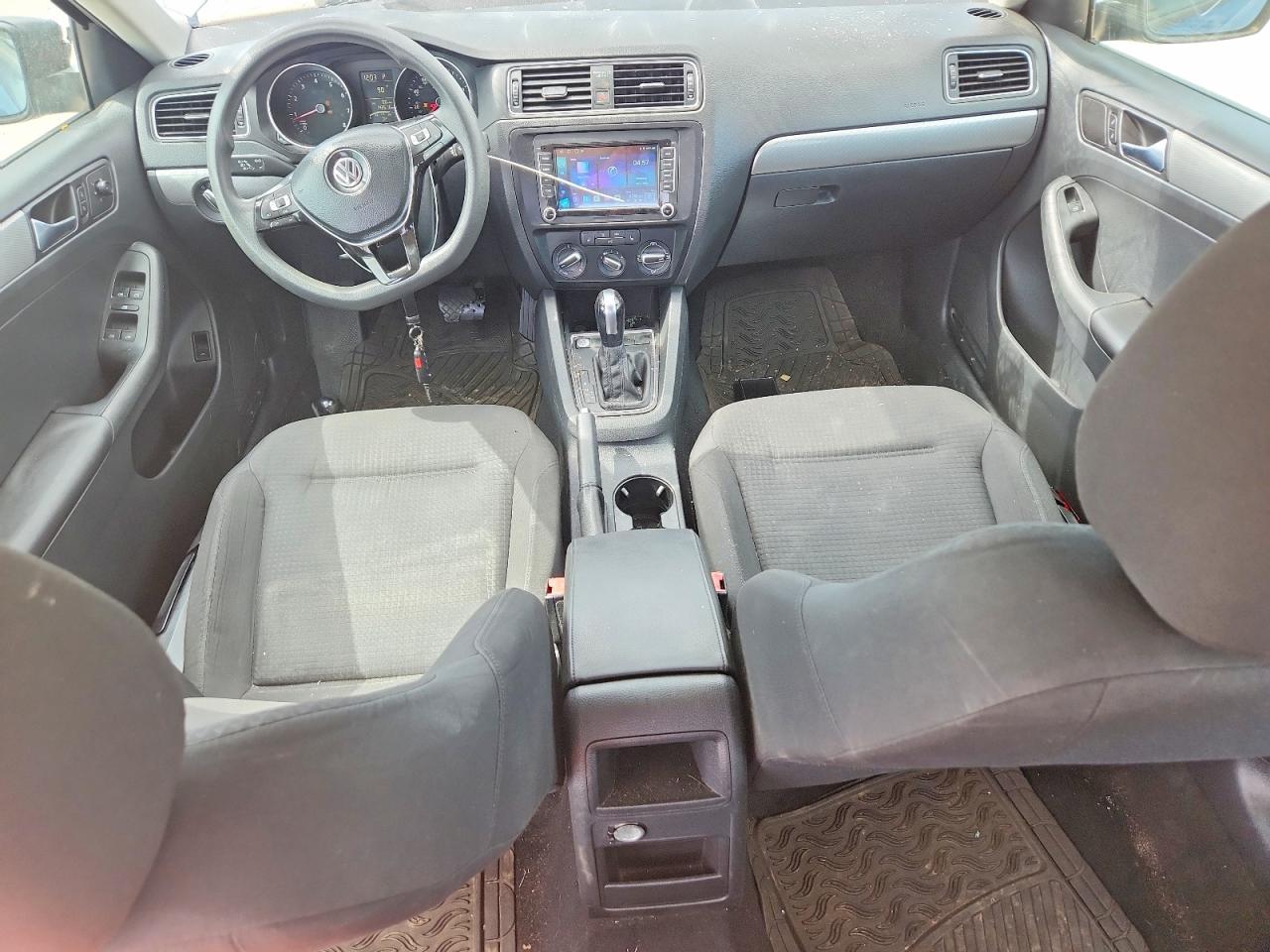 2015 VOLKSWAGEN JETTA SE photo 15