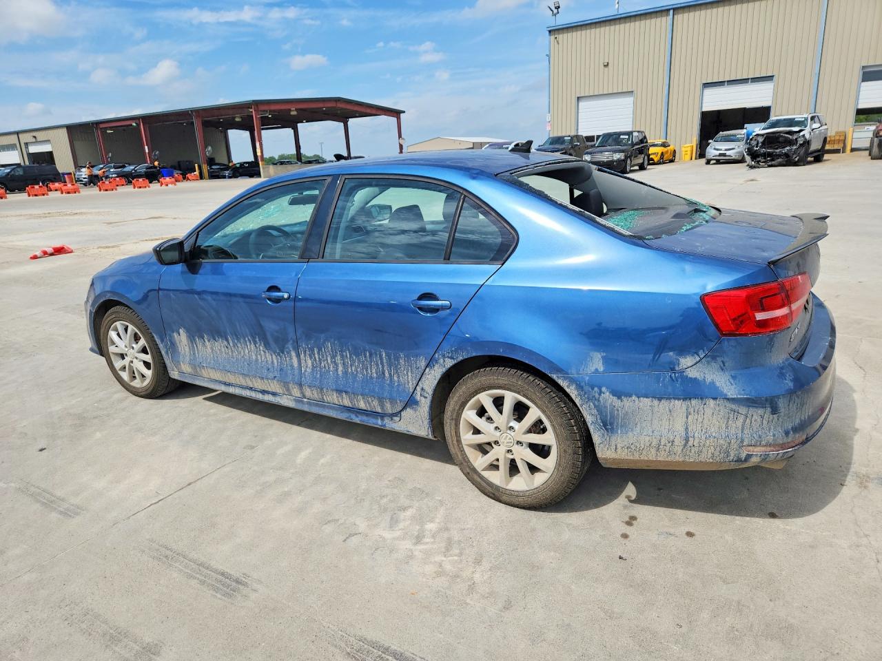 2015 VOLKSWAGEN JETTA SE photo 3