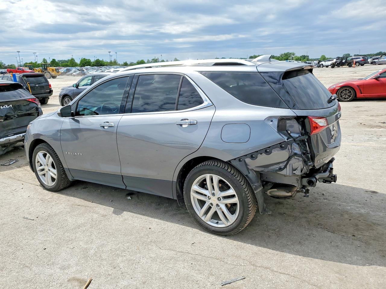 2018 CHEVROLET EQUINOX PREMIER photo 3