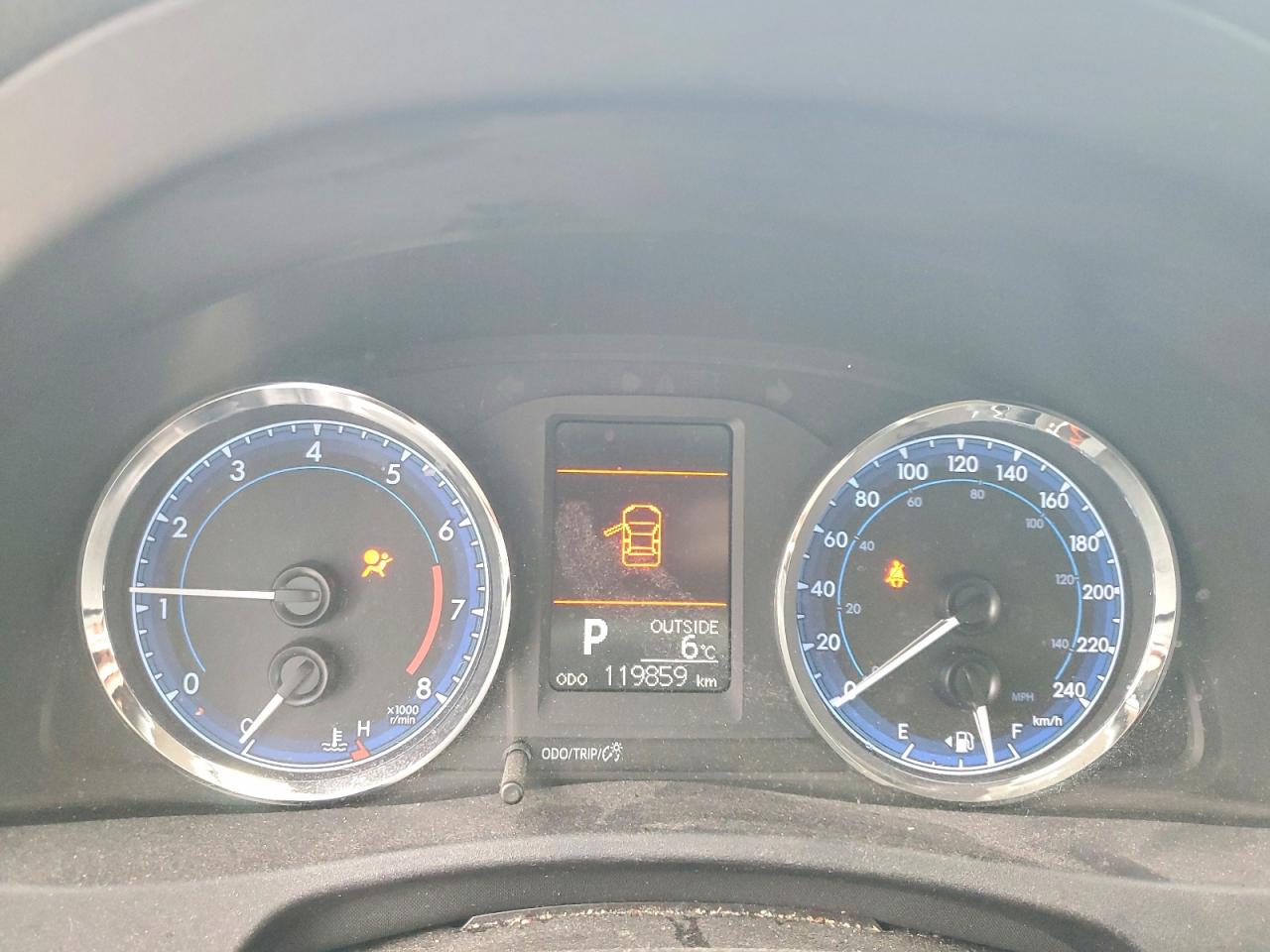 2018 TOYOTA COROLLA L photo 17