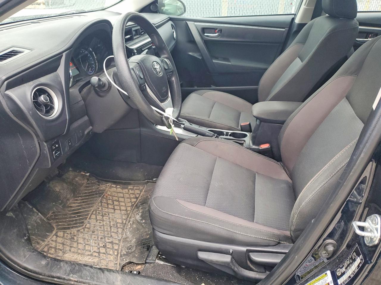2018 TOYOTA COROLLA L photo 13