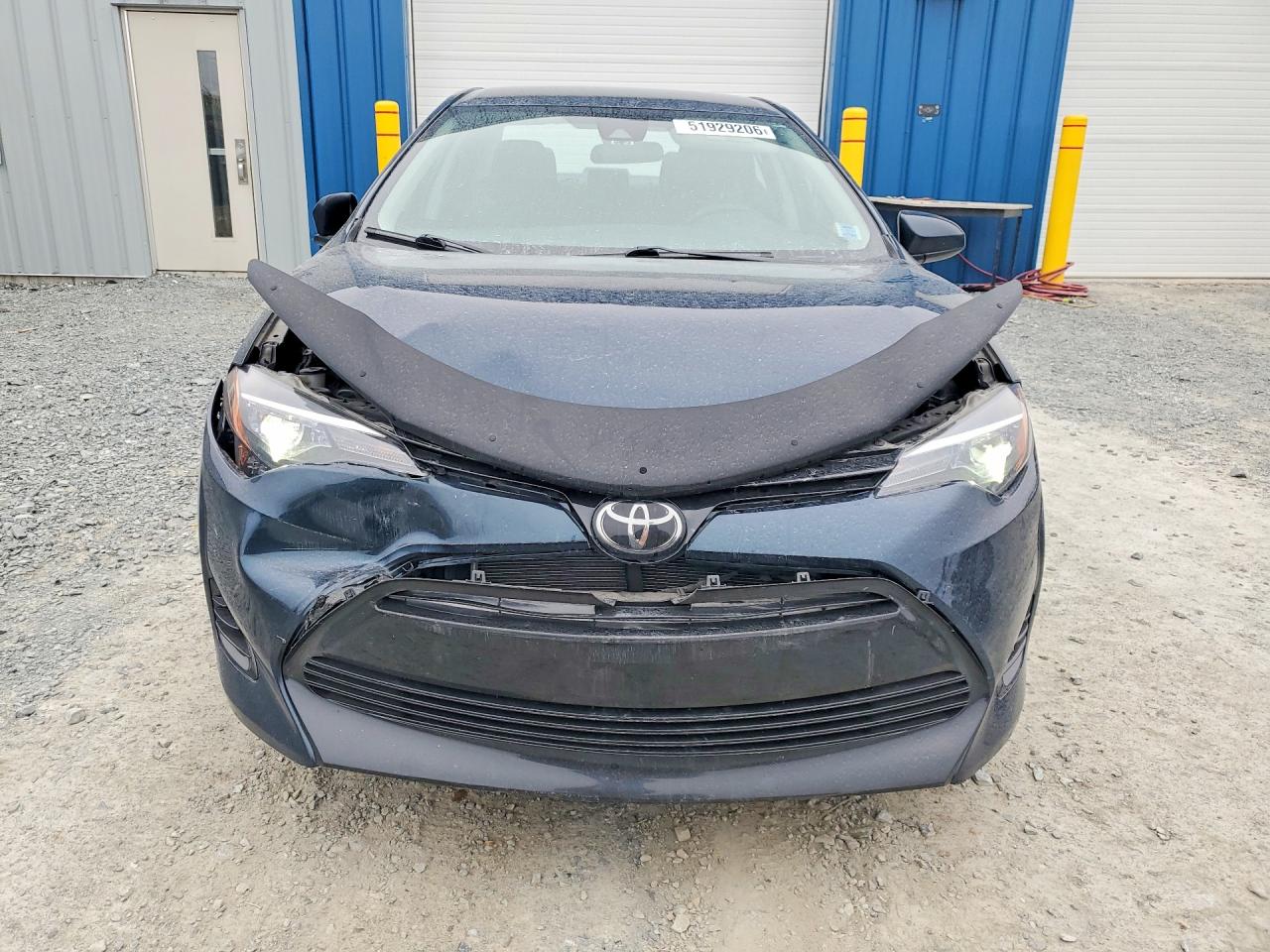 2018 TOYOTA COROLLA L photo 9