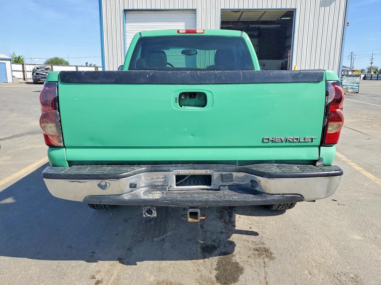 2004 CHEVROLET SILVERADO K1500 photo 11