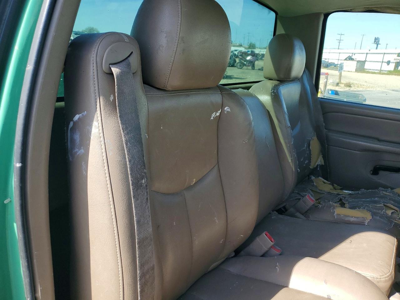 2004 CHEVROLET SILVERADO K1500 photo 19