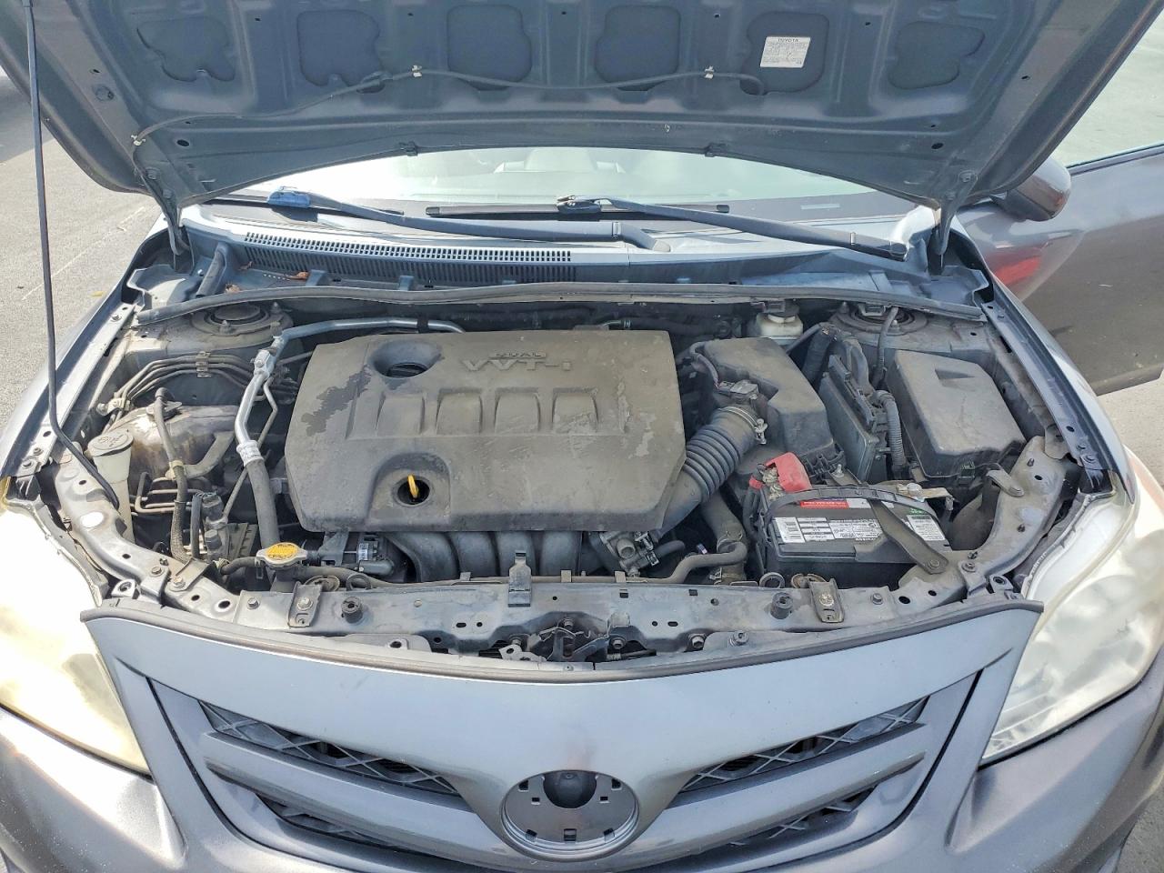 2012 TOYOTA COROLLA LE photo 31