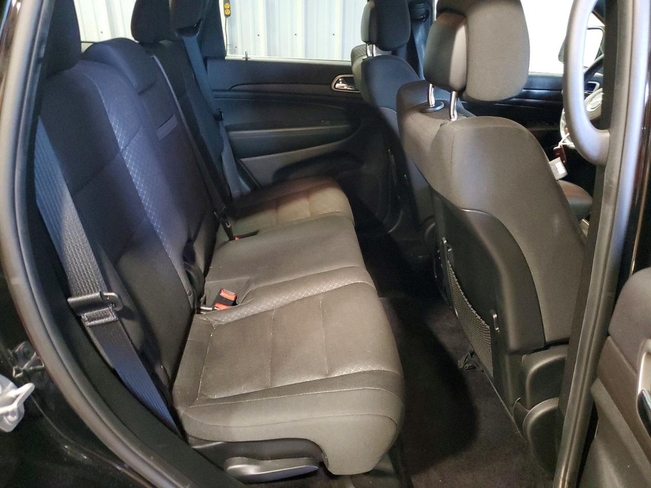 2018 JEEP GRAND CHEROKEE LAREDO photo 21