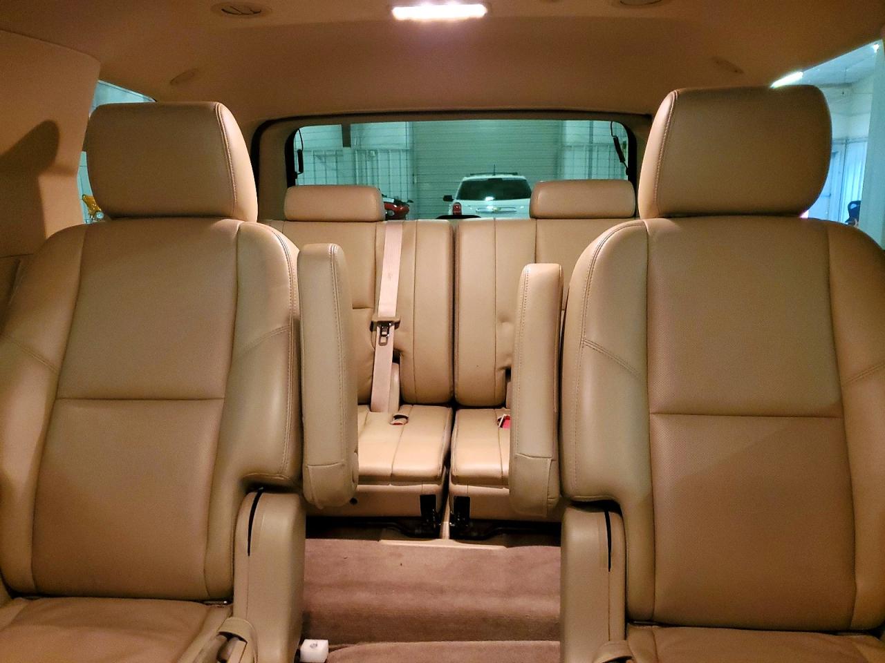 2011 CHEVROLET TAHOE K1500 LTZ photo 19