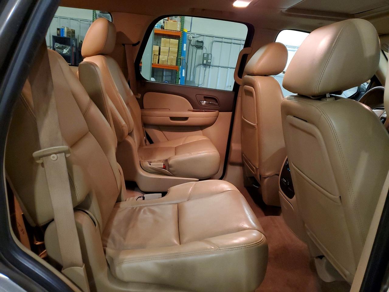 2011 CHEVROLET TAHOE K1500 LTZ photo 21