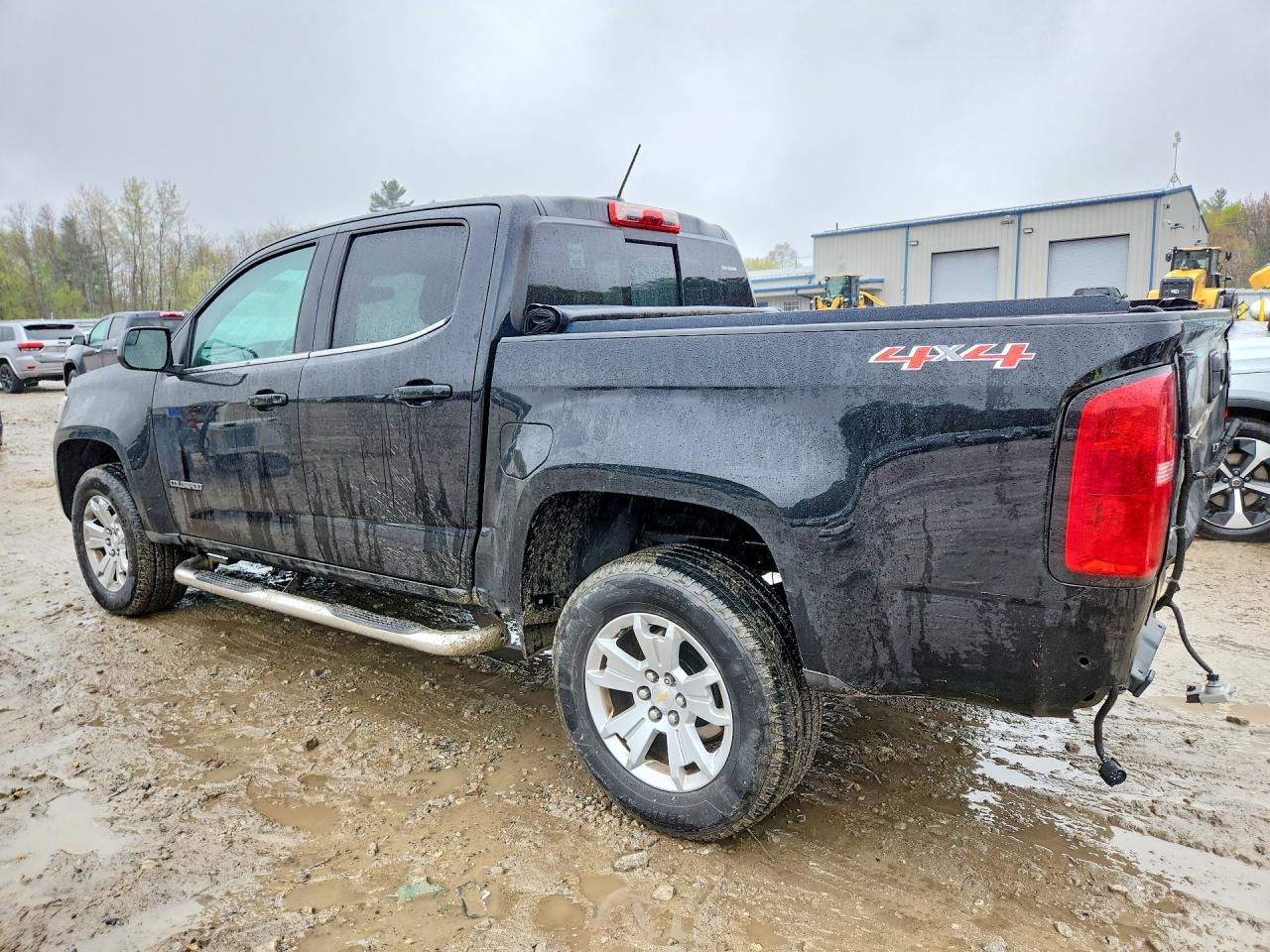 2018 CHEVROLET COLORADO LT photo 2