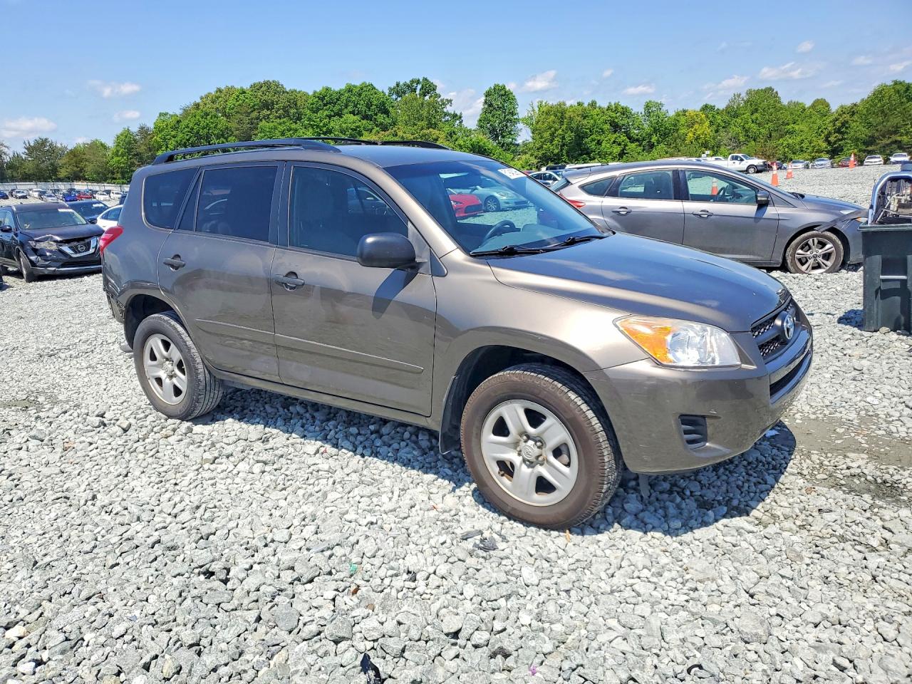 2011 TOYOTA RAV4 BASE photo 7