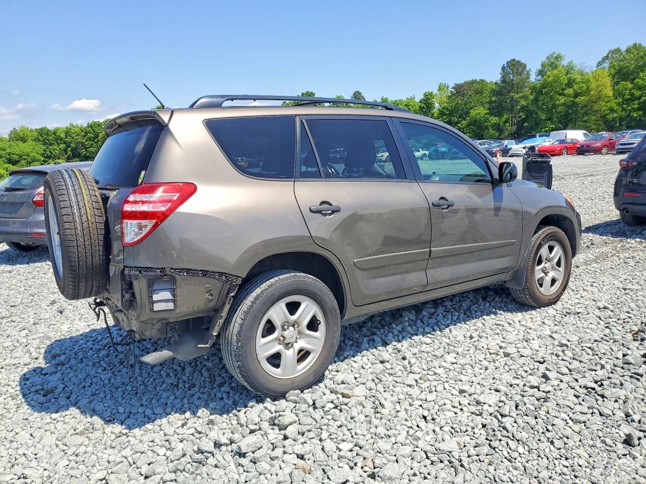 2011 TOYOTA RAV4 BASE photo 5