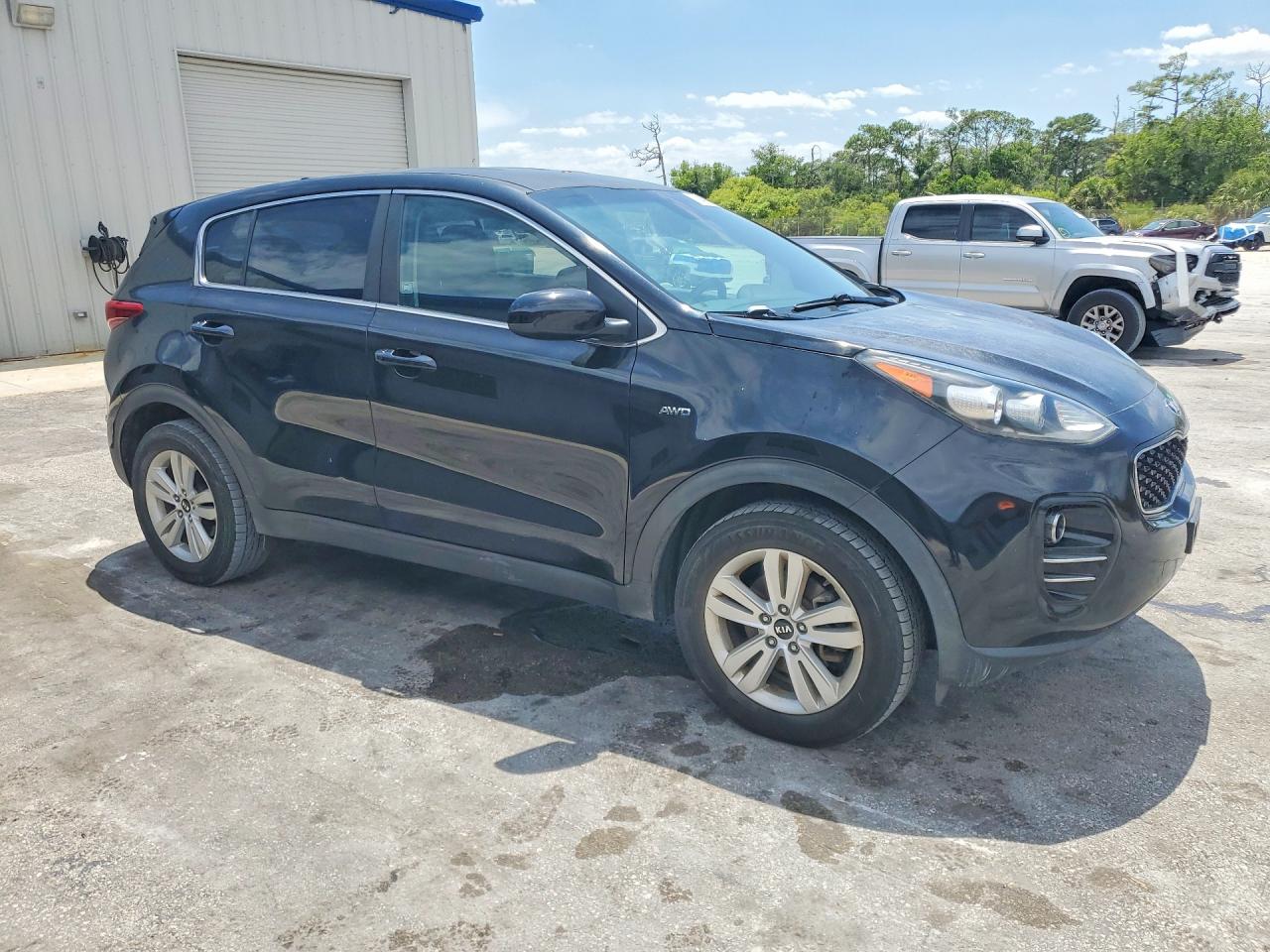2018 KIA SPORTAGE LX photo 4