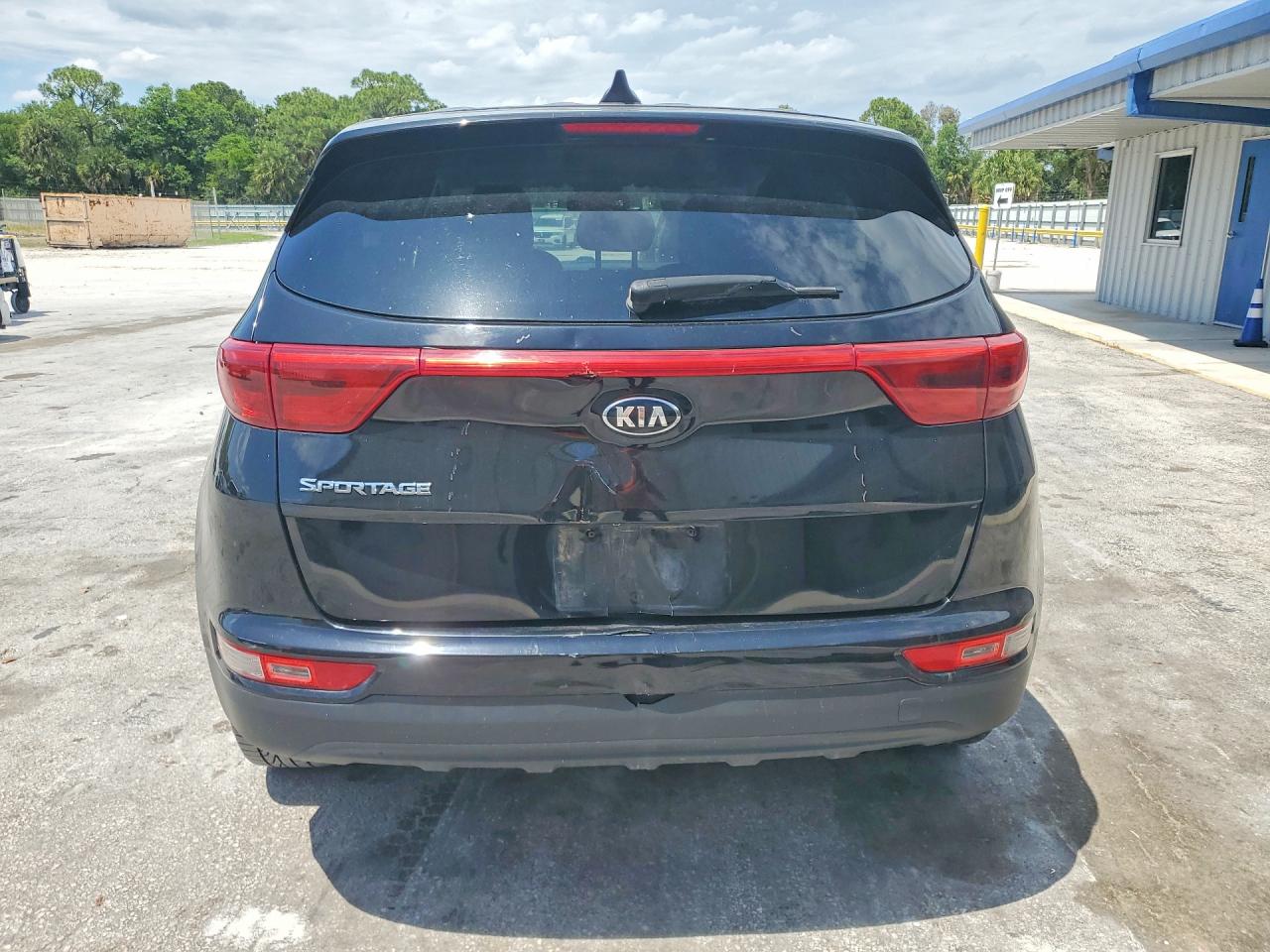 2018 KIA SPORTAGE LX photo 6