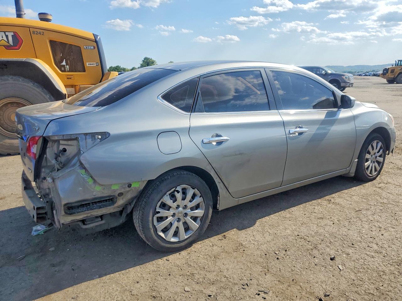 2013 NISSAN SENTRA S photo 5