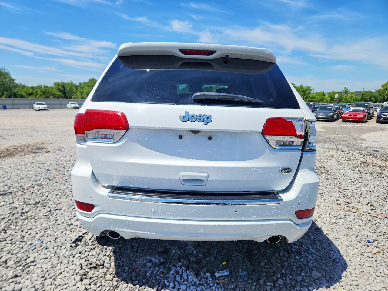 2020 JEEP GRAND CHEROKEE OVERLAND photo 16
