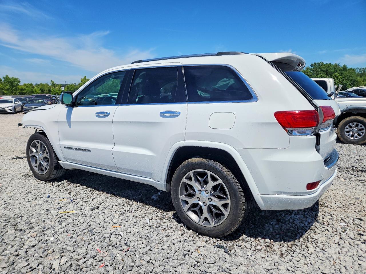 2020 JEEP GRAND CHEROKEE OVERLAND photo 4