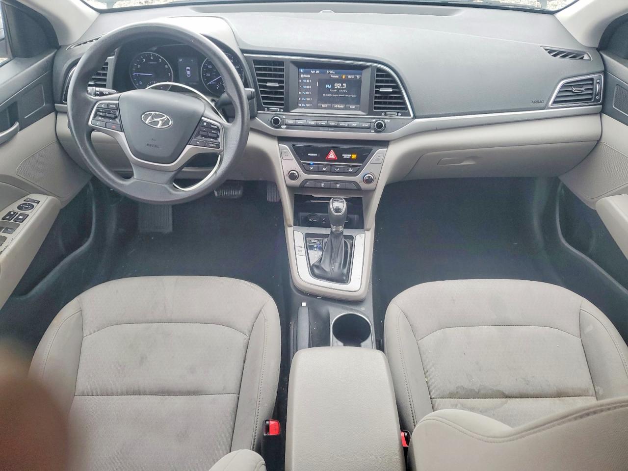 2018 HYUNDAI ELANTRA SEL photo 8