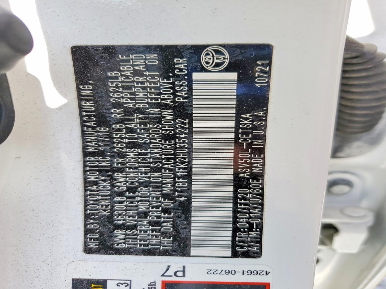 2017 TOYOTA CAMRY SE photo 25
