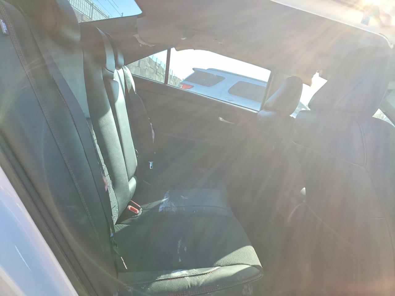 2017 TOYOTA CAMRY SE photo 19