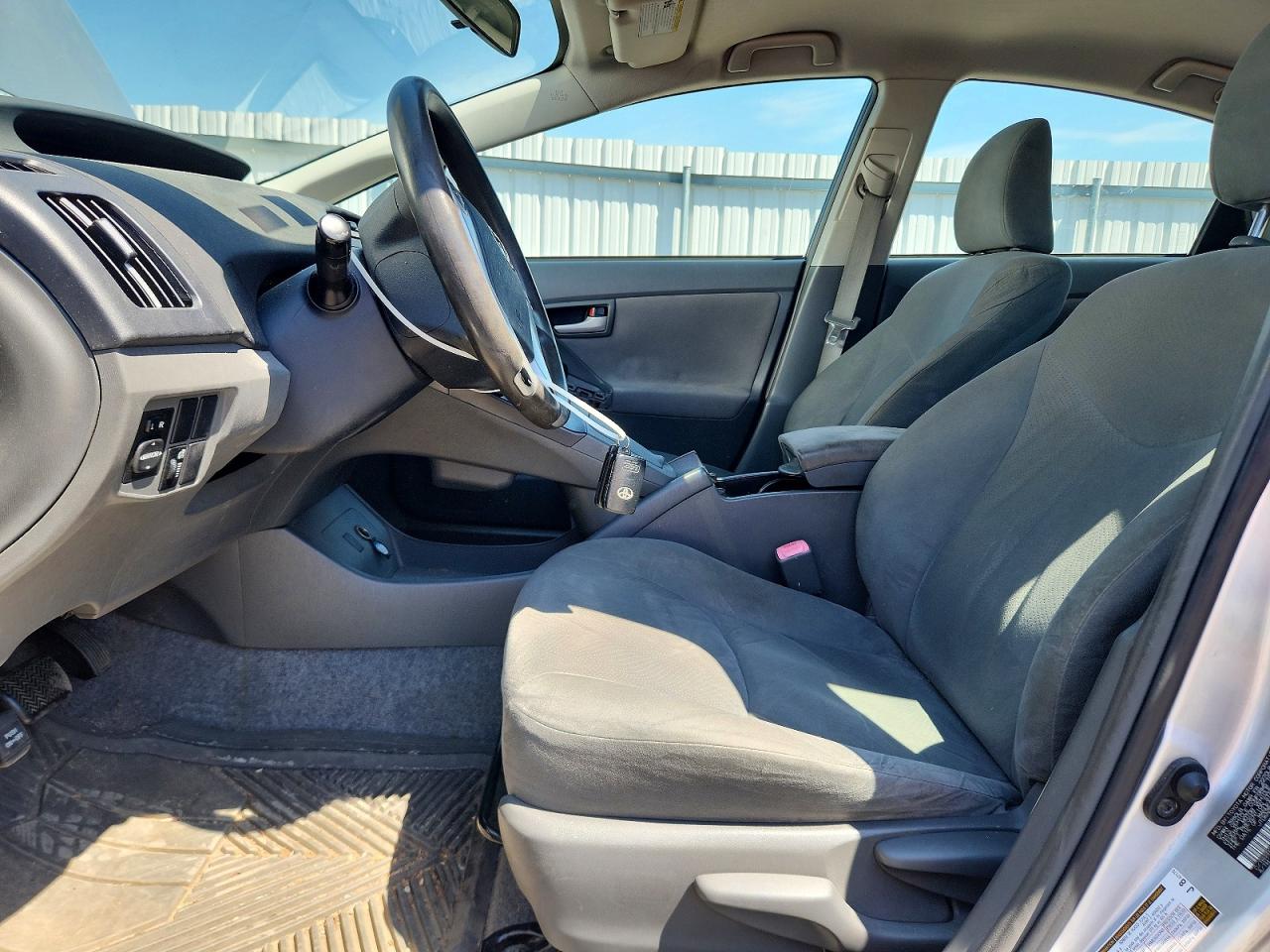 2010 TOYOTA PRIUS II photo 13