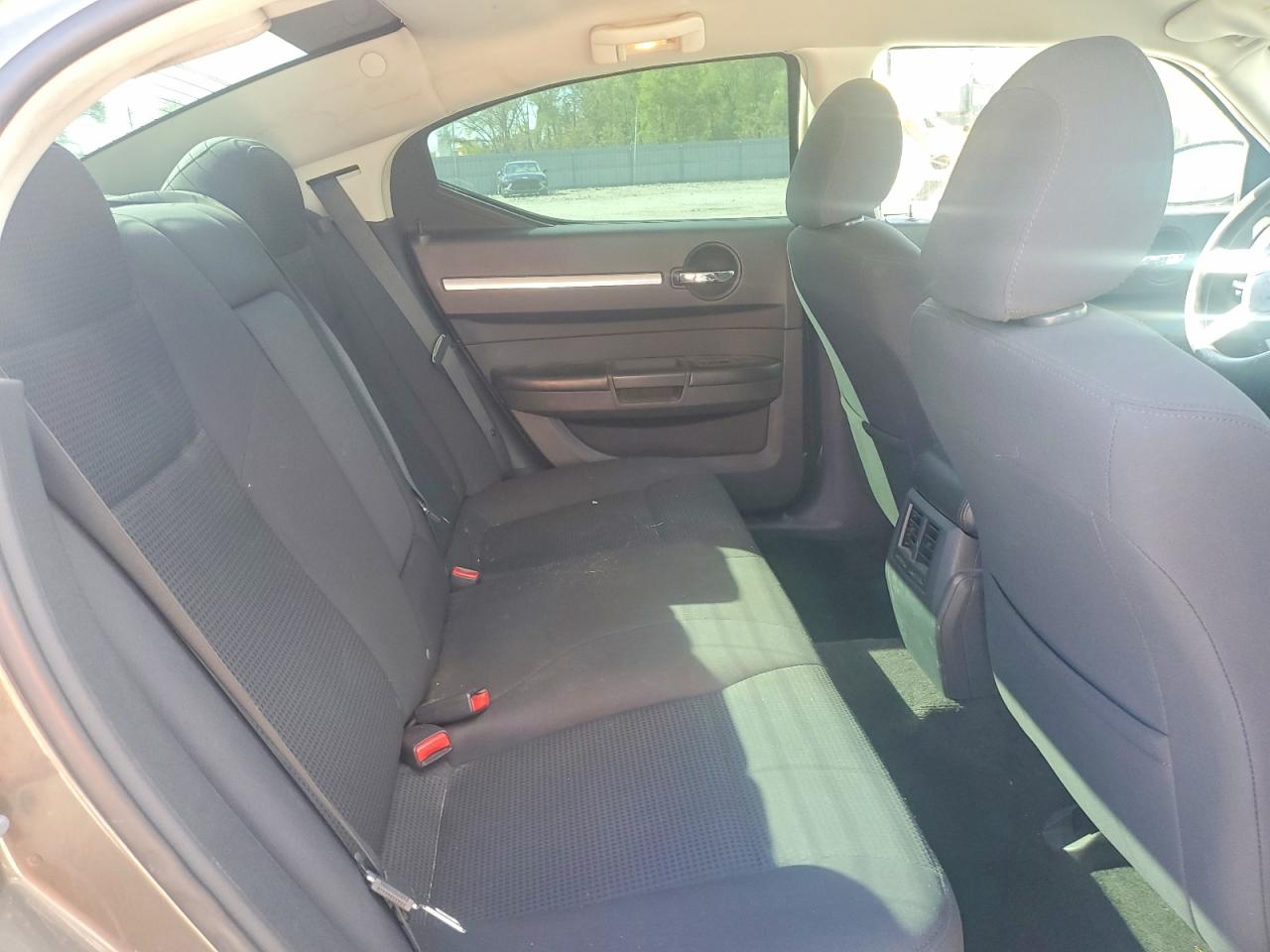 2010 DODGE CHARGER SXT photo 19