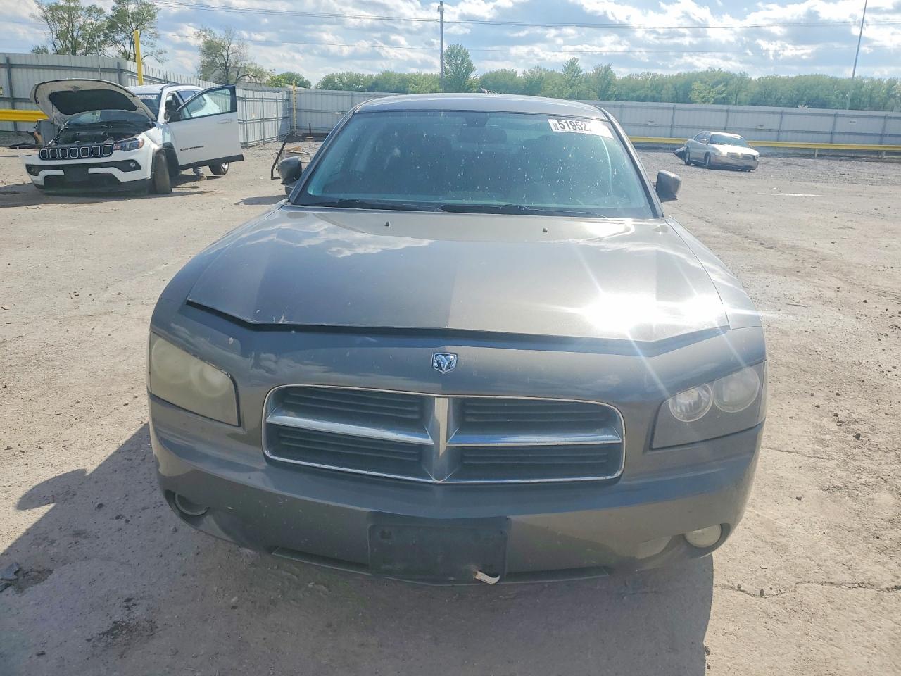 2010 DODGE CHARGER SXT photo 9