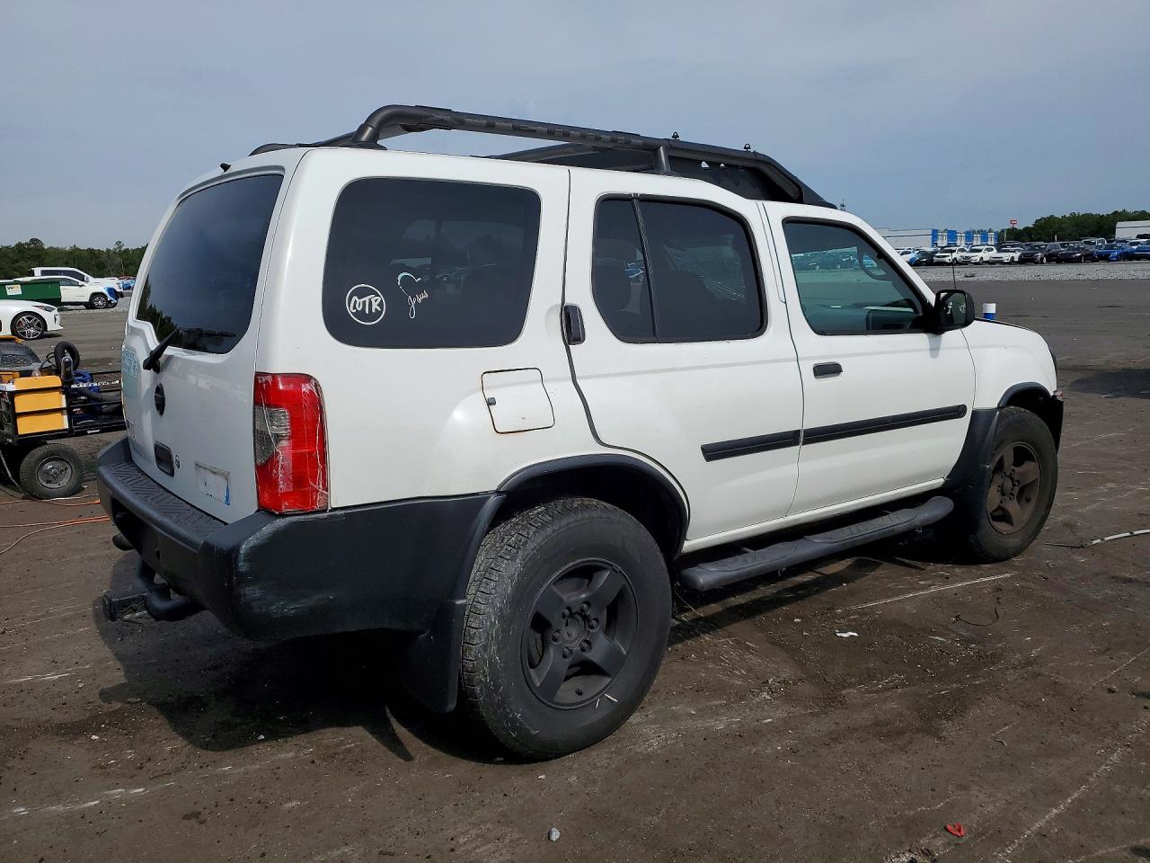 2004 NISSAN XTERRA XE photo 3