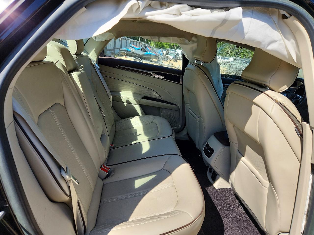 2017 FORD FUSION TITANIUM photo 19