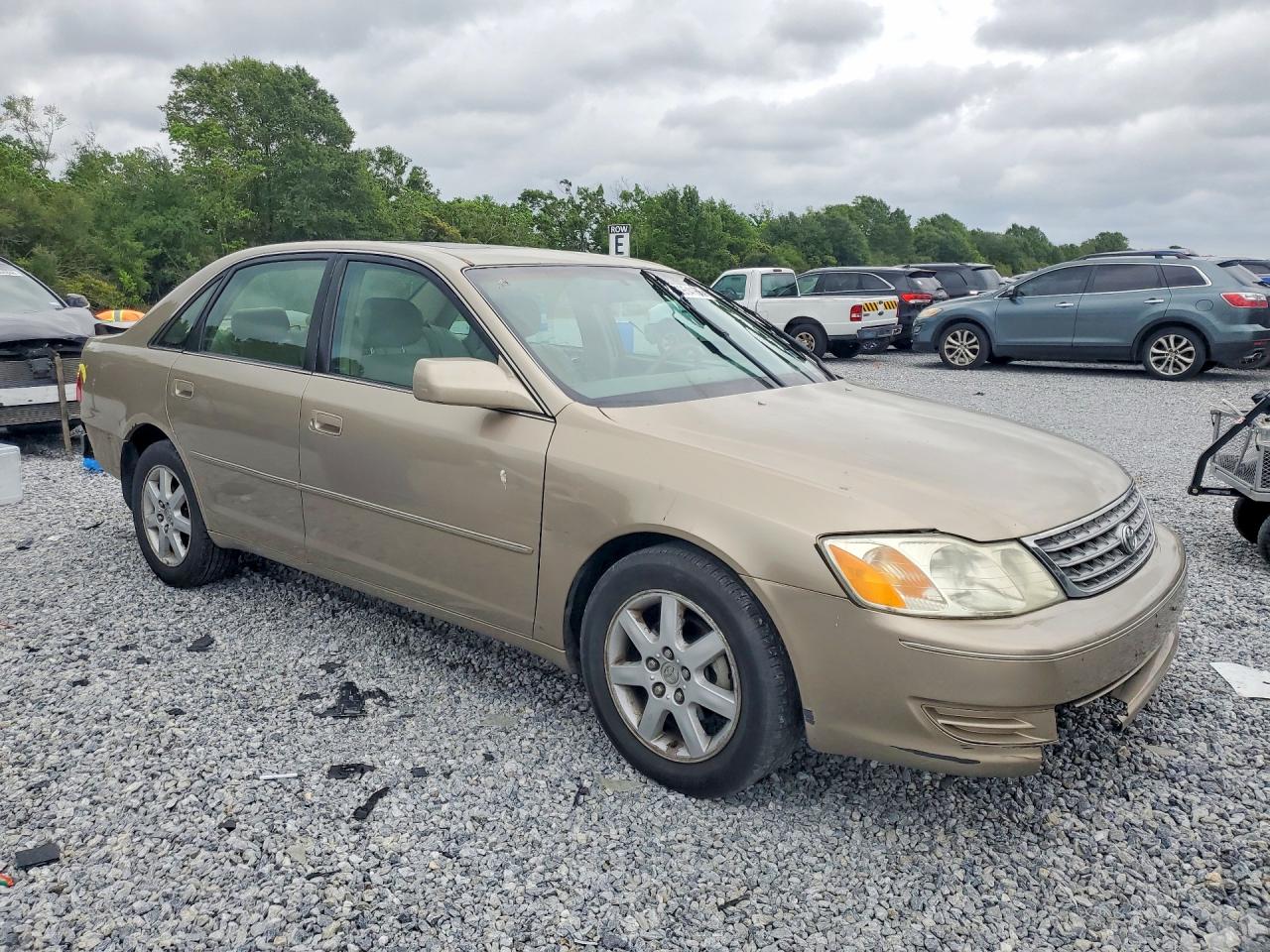2003 TOYOTA AVALON XL photo 10