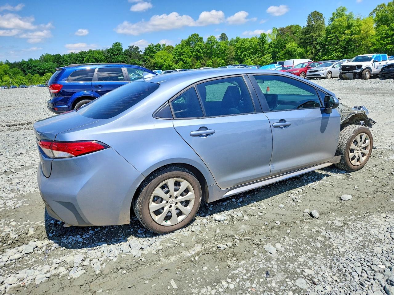 2024 TOYOTA COROLLA LE photo 5