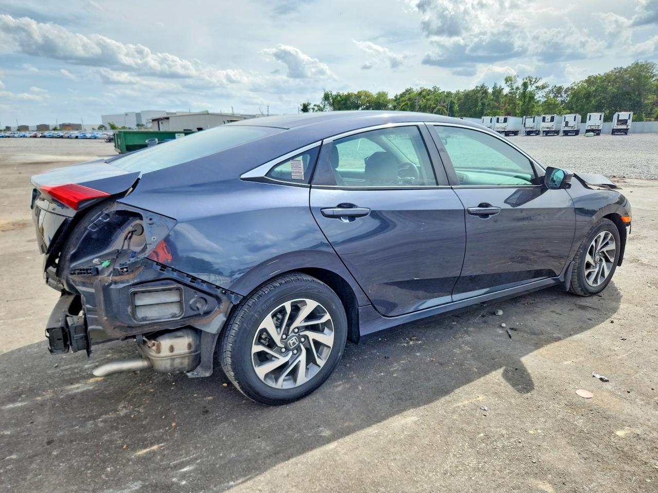2016 HONDA CIVIC EX photo 3