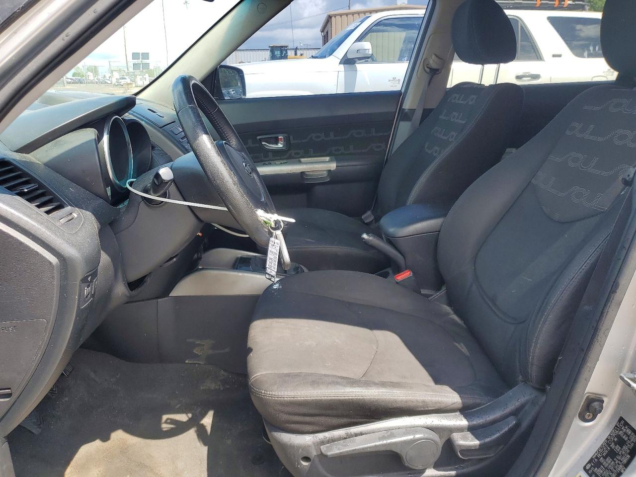 2012 KIA SOUL + photo 13