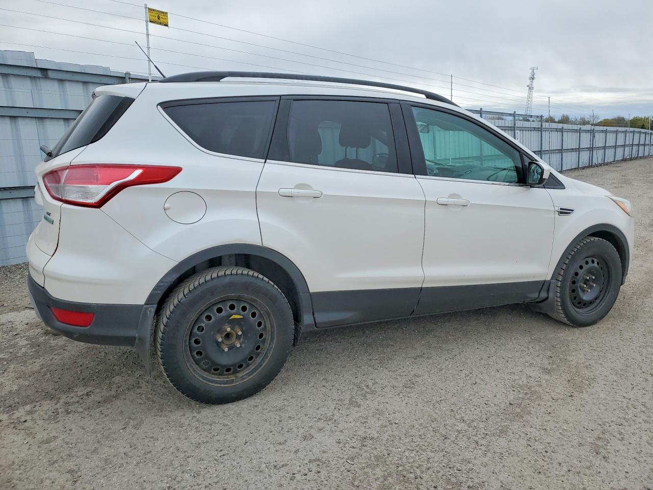 2015 FORD ESCAPE SE photo 5
