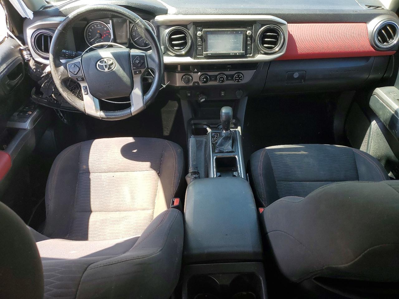 2017 TOYOTA TACOMA SR5 V6 photo 15