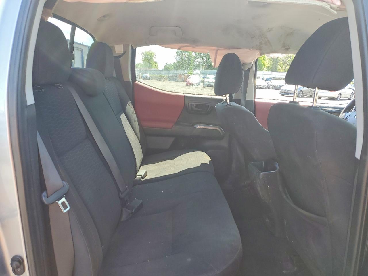 2017 TOYOTA TACOMA SR5 V6 photo 19