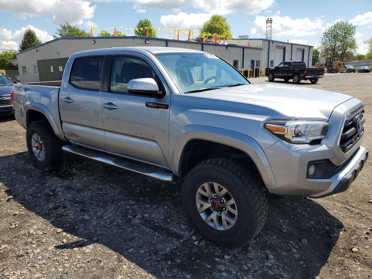 2017 TOYOTA TACOMA SR5 V6 photo 7