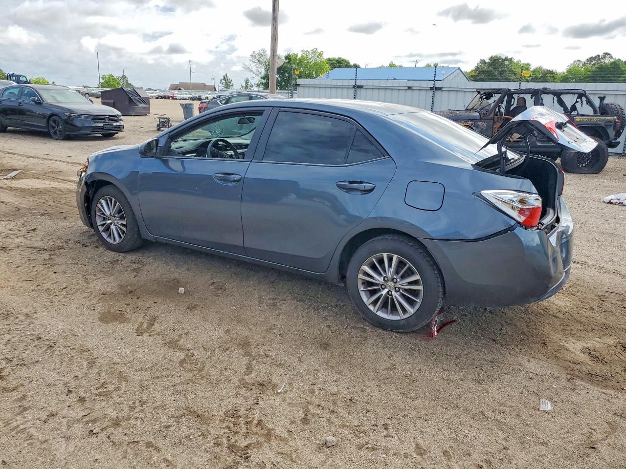 2014 TOYOTA COROLLA LE PLUS photo 3