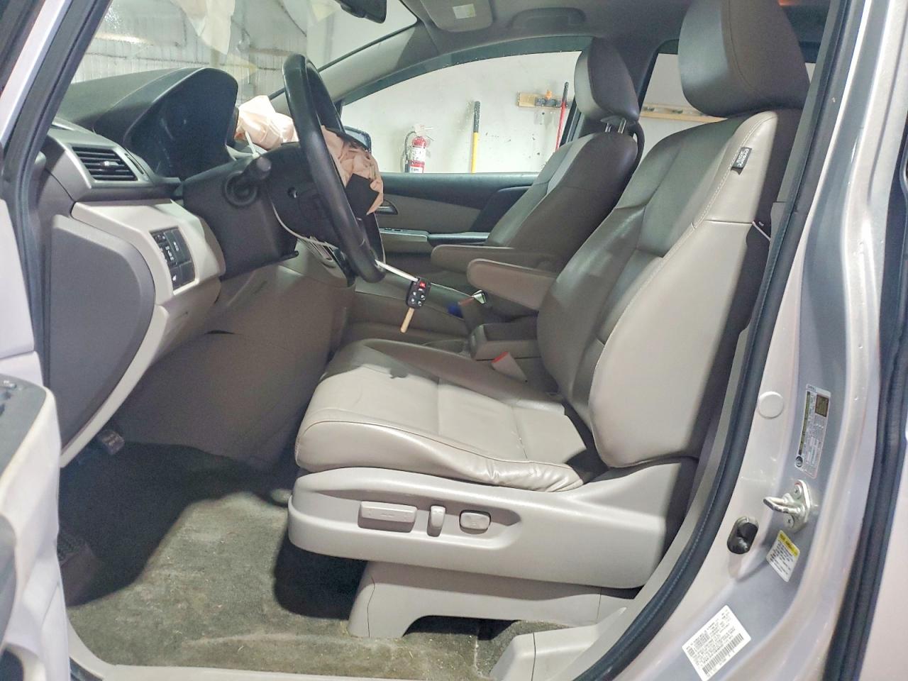 2013 HONDA ODYSSEY EXL photo 13