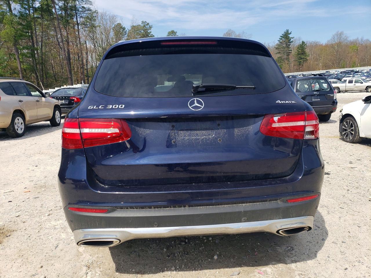 2017 MERCEDES-BENZ GLC 300 4MATIC photo 11