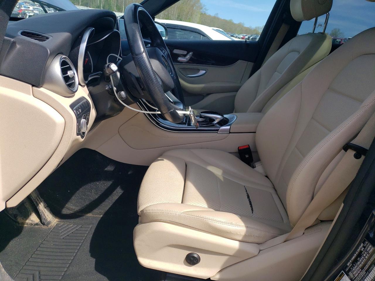 2017 MERCEDES-BENZ GLC 300 4MATIC photo 13