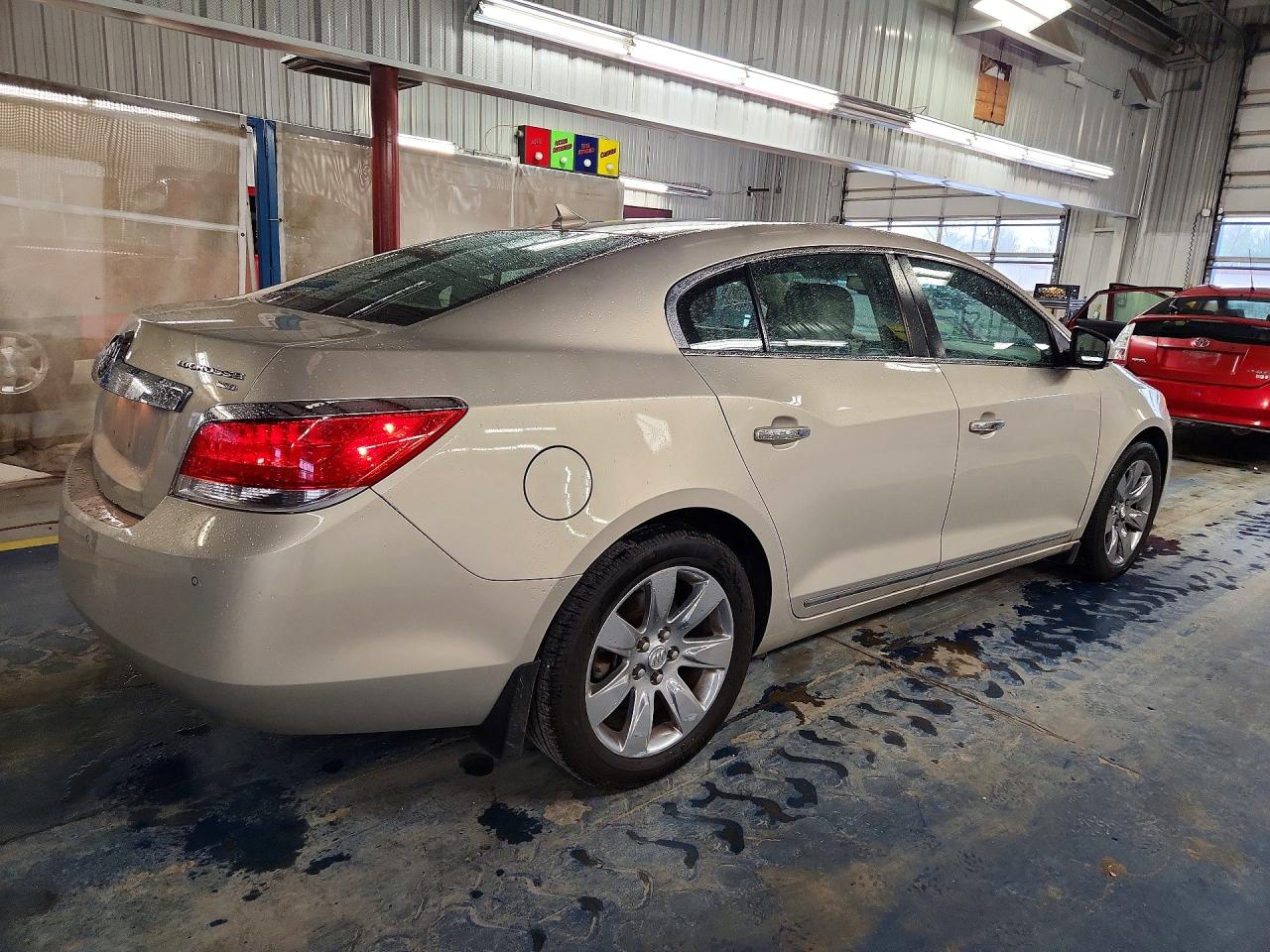 2010 BUICK LACROSSE CXL photo 5