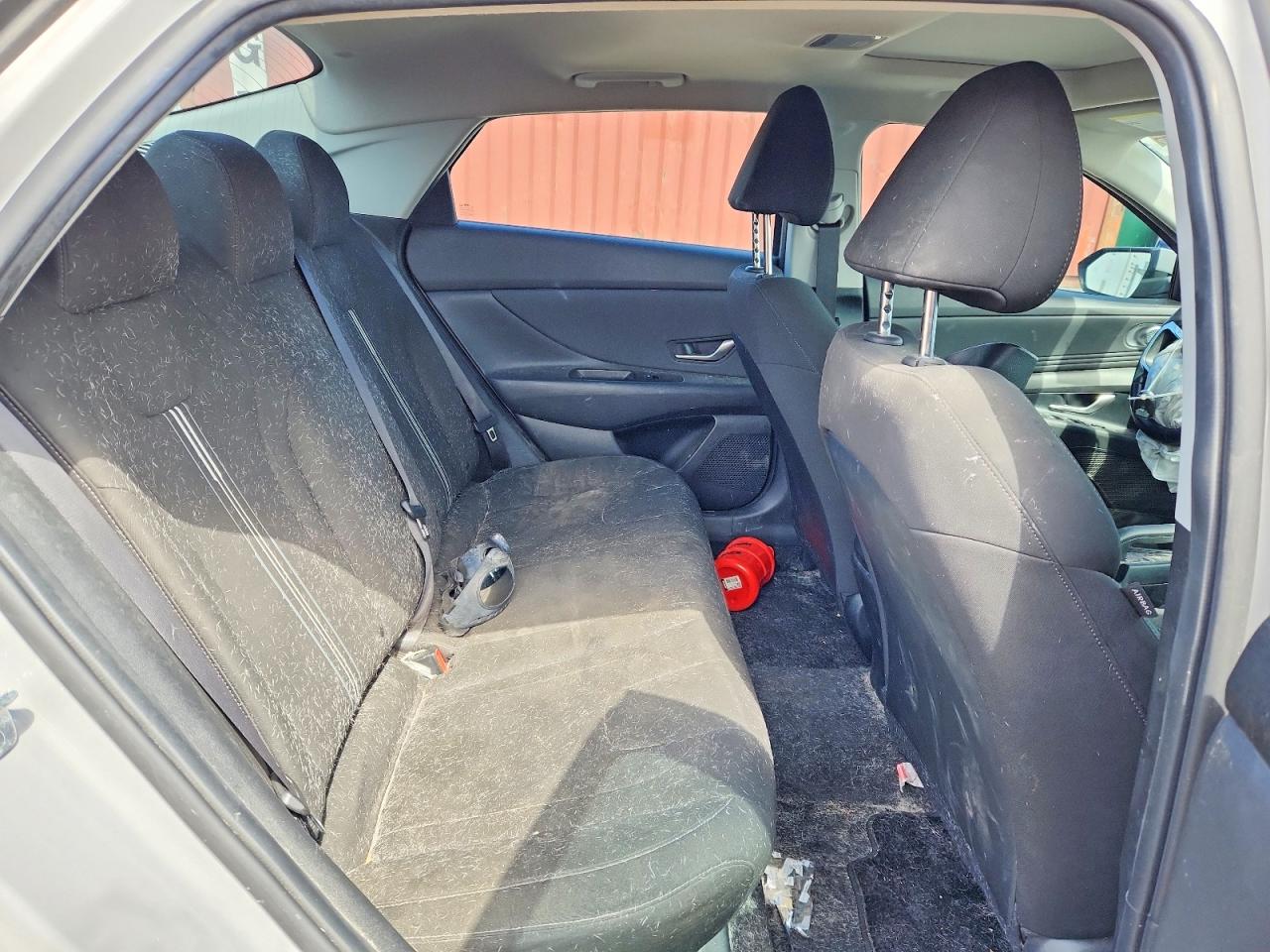 2022 HYUNDAI ELANTRA SEL photo 19