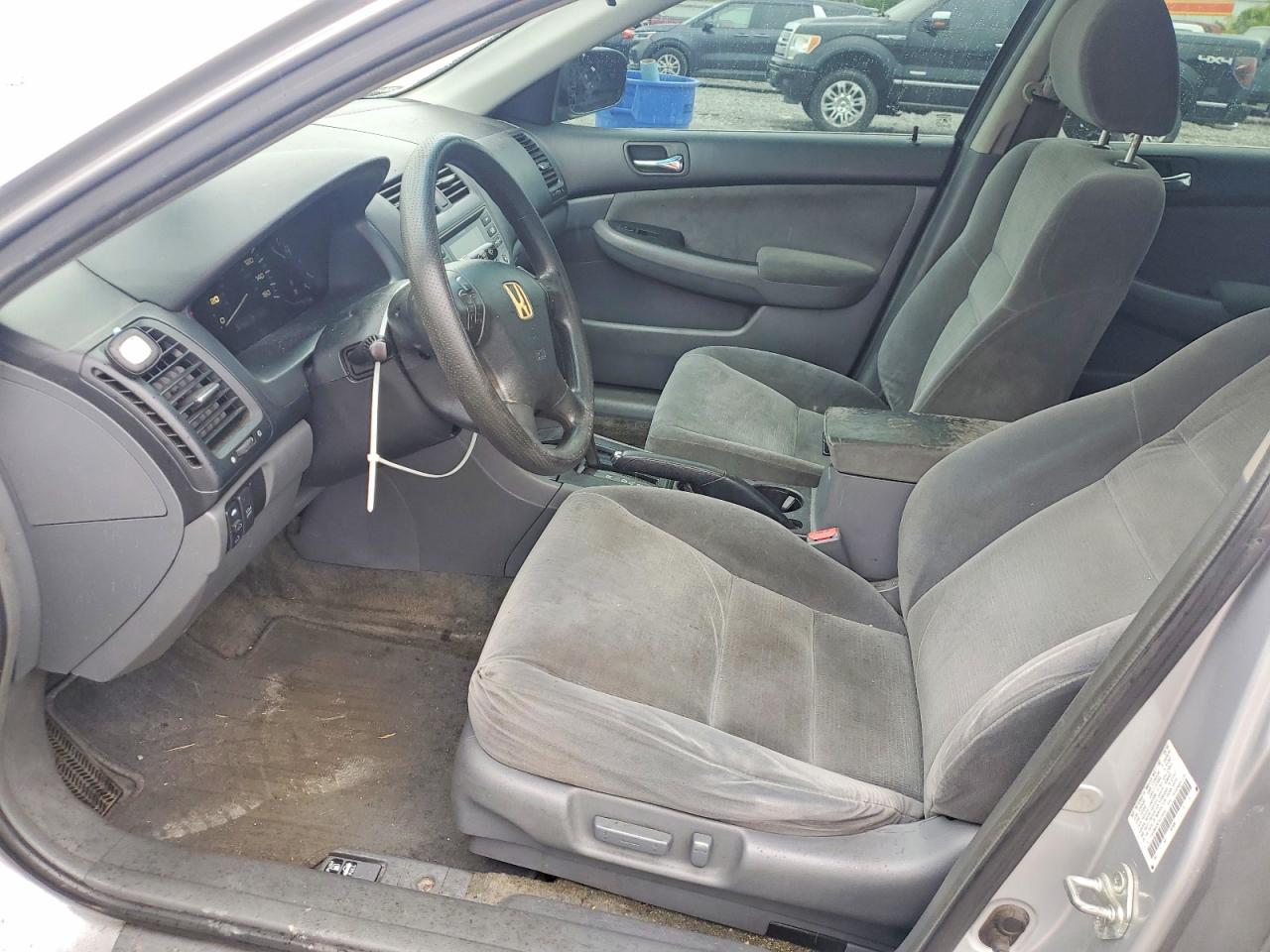 2007 HONDA ACCORD LX photo 13