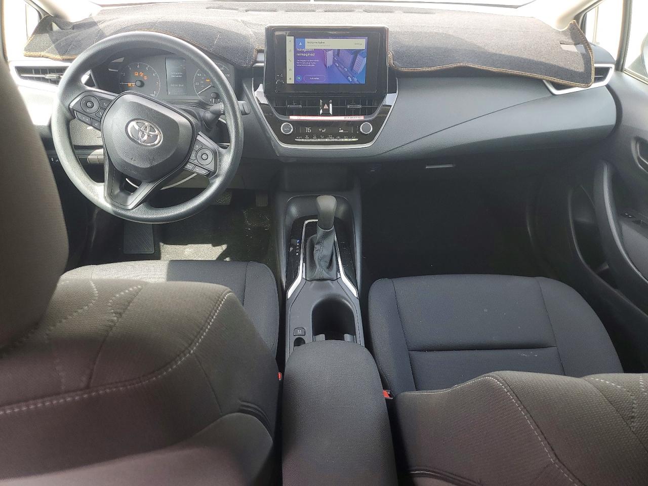 2025 TOYOTA COROLLA LE photo 15