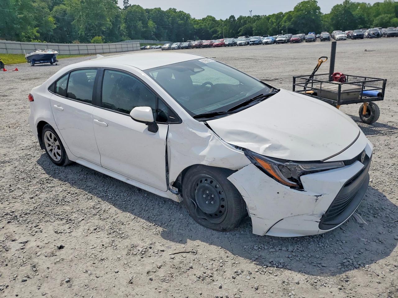 2025 TOYOTA COROLLA LE photo 7