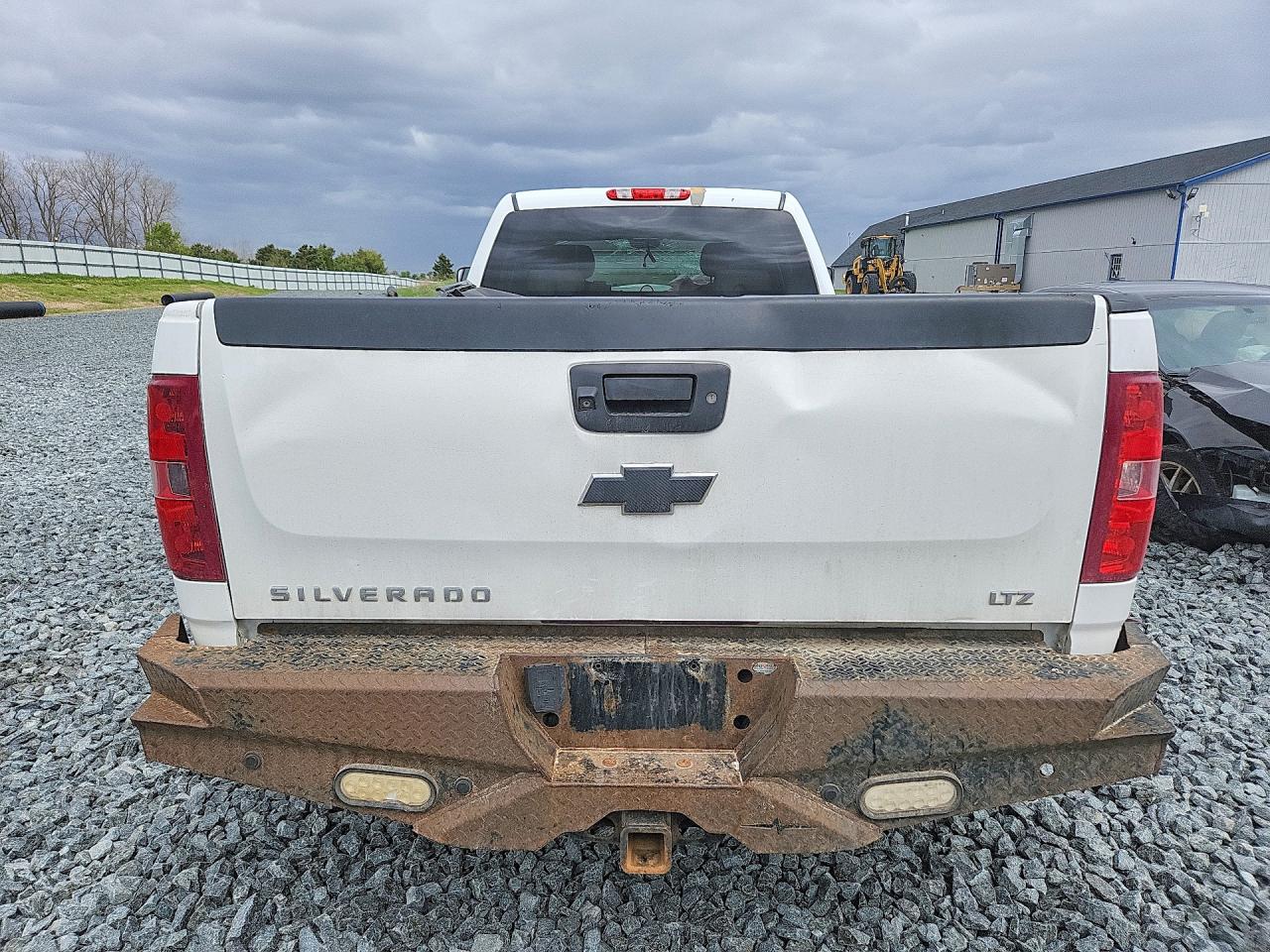 2014 CHEVROLET SILVERADO K3500 LTZ photo 11
